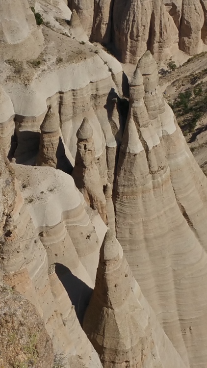 tent rock slot canyon trail